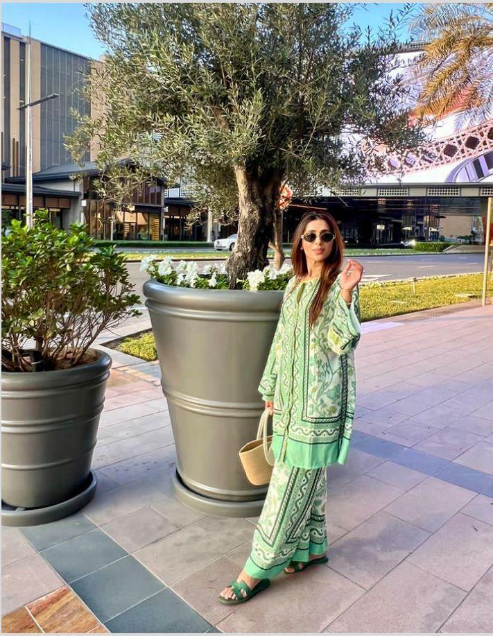 2 Pcs Women's Stitched Swiss Lawn Printed Shirt And Trouser