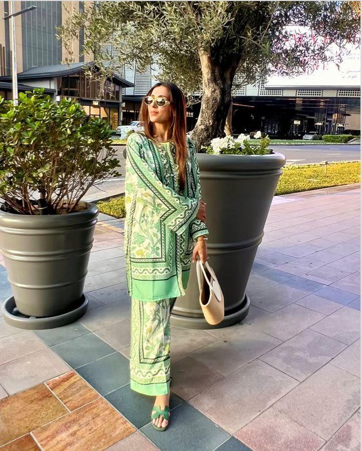 2 Pcs Women's Stitched Swiss Lawn Printed Shirt And Trouser